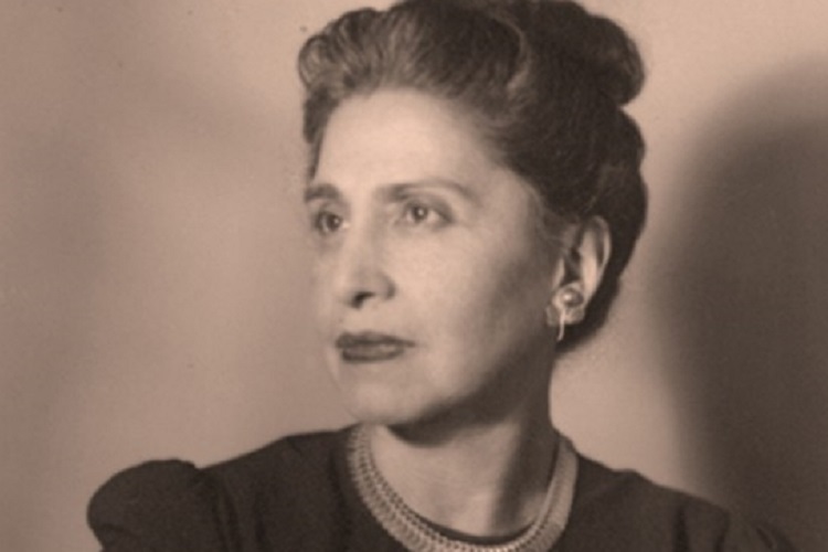 Amanda Labarca Huberston